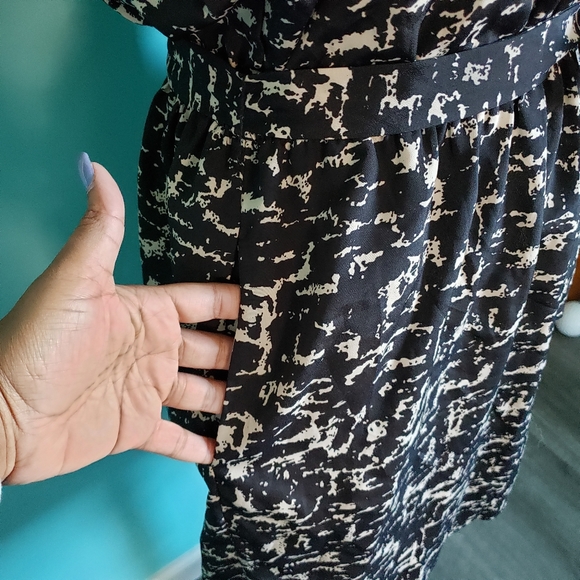 MOSSIMO Black &Ivory Dress - Picture 5 of 7